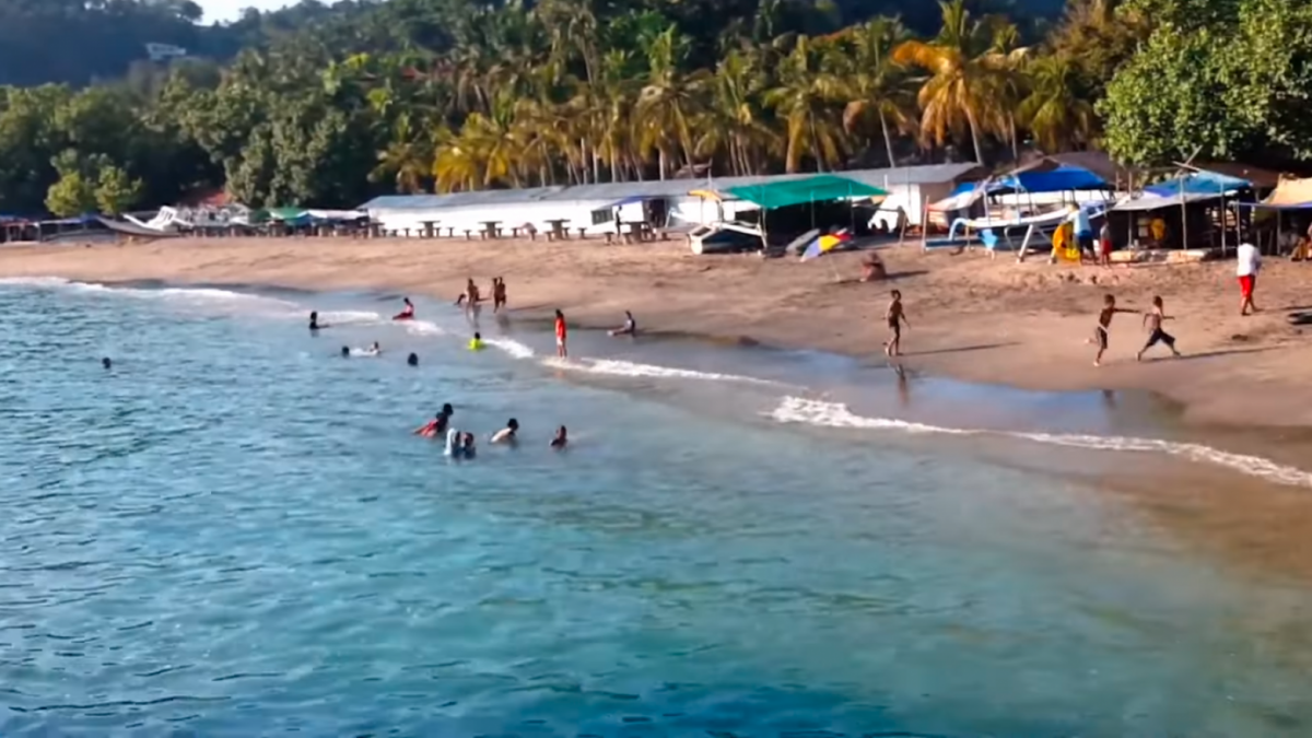 Pantai Tangsi, Lombok [YouTube Republik Wisata]