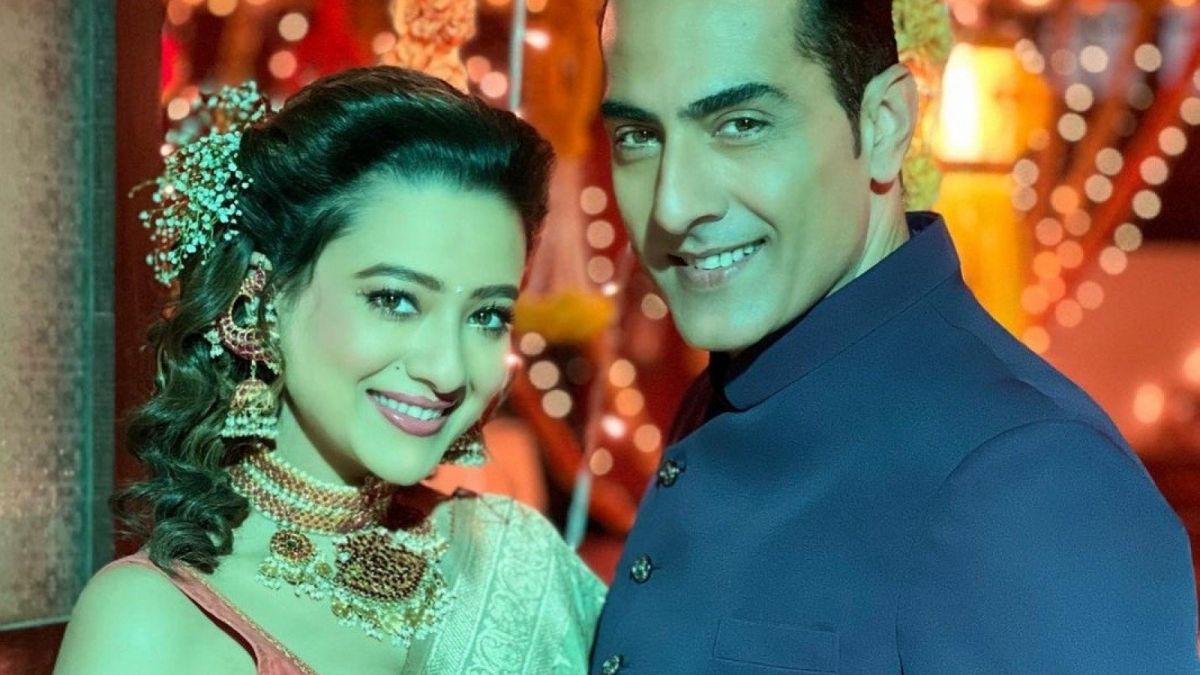 Madalsa Sharma, salah satu pemeran wanita antagonis dalam serial Anupamaa, ternyata juga memiliki pasangan seorang aktor India [Instagram @madalsasharma]