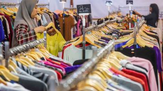Thrift Fashion yang Mulai Digemari Masyarakat, Apa Itu Thrifting?
