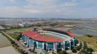 Belum Standar FIFA, Rumput Stadion Gelora Bung Tomo Harus Diganti, Pemkot Surabaya Tunggu Kepres