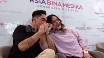 Eh Keceplosan, Siti Badriah dan Suami Ternyata Suka Berhubungan Intim Sebelum Nikah?