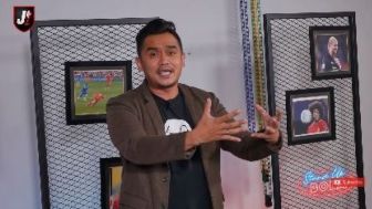 Presenter Bola Valentino Jebreeet Prihatin Tragedi Maut Stadion Kanjuruhan, Jangan Cari Kambing Hitam Dulu