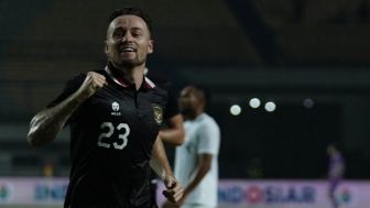 Ungkapan Hitam Putih Marc Klok Soal Tragedi Kanjuruhan: Cukup! Timnas Indonesia Berbeda Tapi Bisa Bersatu Demi Garuda