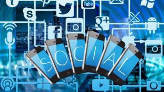 Jangan Posting 5 Hal Ini di Sosial Media: Bikin Ditertawakan