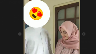 Nabilah Ayu eks JKT48 Beberkan Kriteria Cowok,  Unggah Foto Berdua Wajah Pria Ditutup 'Mata Cinta', Pacar Baru?