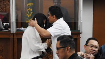 Ferdy Sambo Jemput Putri Candrawathi di Kamar Langkahi Jasad dan Injak Darah Brigadir J, Ajudan Jadi Patung