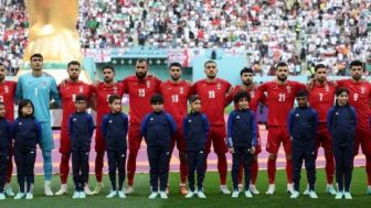 Sikap Pemain Iran Lawan Rezim Brutal, Bungkam Tak Bernyanyi Lagu Kebangsaan di Piala Dunia 2022