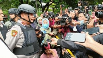 Kata Kapolda Jabar Soal Bom Polsek Astanaanyar, Masyarakat Lagi Lewat Jadi Korban, Tahanan Dipindahkan Sementara