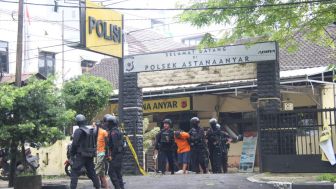 Densus 88 Ungkap Polda Jabar Hingga Polsek Jadi Target Teroris, 6 Orang Bantu Aksi Bom Polsek Astanaanyar