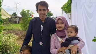 Dua Anaknya Masih Balita, Tria Berharap Suaminya Selamat Pasca Gempa Cianjur