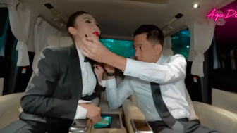 Makjleb Banget Kata Ayu Dewi, Tahun 2022 Banyak Belajar Ikhlas Percuma Nanya Dia yang Punya Jawaban Tuhan