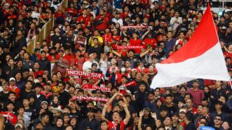 Koreo Dukungan Suporter Timnas Indonesia Lawan Vietnam Dirusak Paspampers? Baca Dulu Faktanya