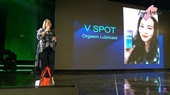 Launching V Spot Lubricant, Zoya Amirin Memberi Tips Bagaimana Bisa Mendapatkan Orgasme