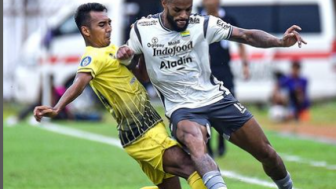 Persib Bandung Tersungkur Lawan Barito Putera, Dua Kipernya Jadi Kambing Hitam