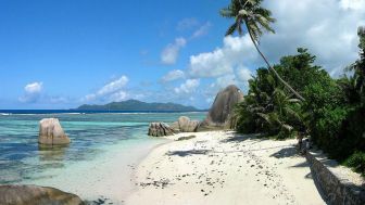 Pulau La Digue, Surga Tersembunyi di Afrika yang Menerapkan Larangan Mobil Pribadi