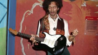 Jimi Hendrix, Dewa Gitaris Elektrik Terbaik Sepanjang Masa Dijuluki Eric Clapton Sebagai 'Guitar God'