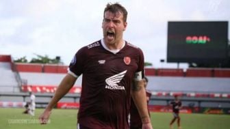 Resmi Jadi Pemain Terbaik BRI Liga 1, Wiljan Pluim Beberkan Alasan Dirinya Loyal ke PSM Makassar