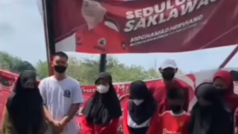 Viral! Anak Muda Mengolok-ngolok Pejabat PDIP yang Ada di Baliho