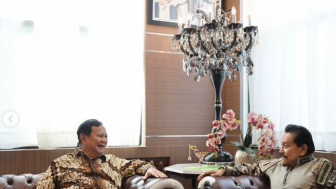 Prabowo Subianto Sambangi Tokoh Elit Militer, Langkah Dapatkan Dukungan?