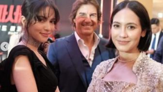 Momen Pevita Pearce Bersama Tom Cruise di Premiere Film Mission Impossible 7