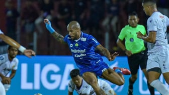 Sempat Tertinggal Persib Curi 3 Poin di Kediri, Kemenangan Pertama Maung Bandung