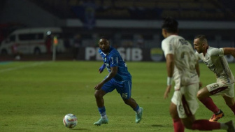 Persib Bandung Lagi-Lagi Imbang, Pemain Anyar Levy Madinda Lakoni Debut, Begini Kesannya!