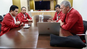 Erick Thohir Lakukan Pertemuan dengan Coach Frank Wormuth, Warganet Malah Salfok Ganti Pelatih Timnas Indonesia U17