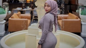 Viral! Beredar Video Oklin Fia Sebelum Mengenakan Hijab, Netizen: Operasi yah?