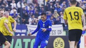 Legenda Persib Bandung Zaenal Arif Kenang Masa Indah Stadion Siliwangi, Ungkap Kekuatan Magis!