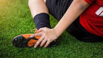 Aman Bermain di Lapangan Sepak Bola: Cedera Ankle dan Cara Menghindarinya