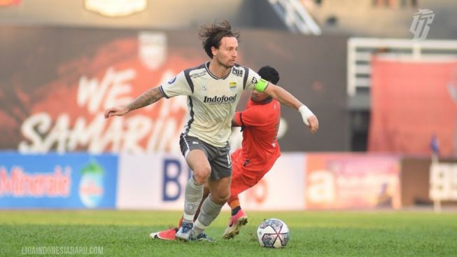 Tak Masuk Daftar Pemain Persib Bandung Lawan Madura FC, Dokter Pernah Bilang Gini soal Kondisi Marc Klok