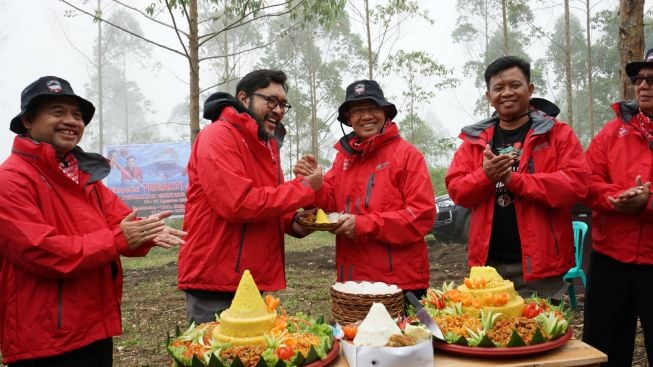 Jelang HUT RI ke-77, Ketua DPD PDIP Jabar Ono Surono Lepas Tim Ekspedisi Trisakti