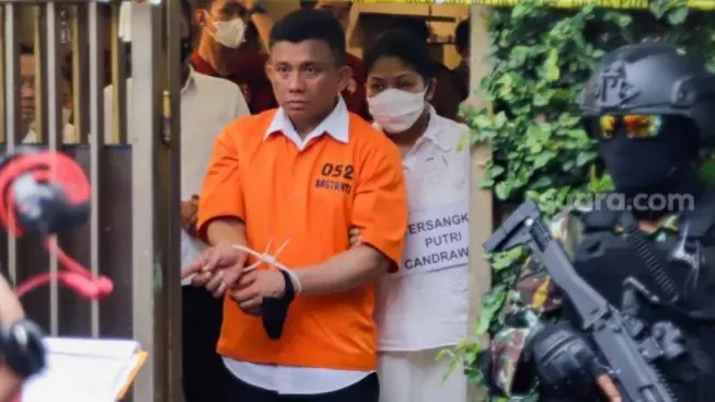 Kuasa Hukum Brigadir J Pasang Waspadai Pergerakan Ferdy Sambo, Sudah Dipecat Takhta Hilang Masih Punya Uang