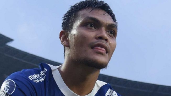 Rachmat Irianto Dibuat Terkejut oleh Keputusan Luis Milla saat Lawan RANS Nusantara FC