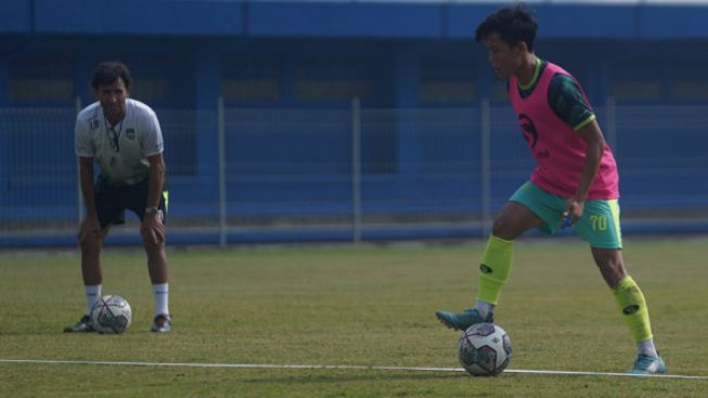 Genjot Performa Persib, Luis Milla Langsung Beri Menu Latihan Pemulihan Kebugaran