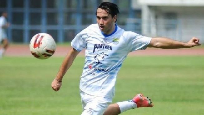 Berita Transfer Persib Bandung, Bobotoh: Terima Kasih Ezra Walian