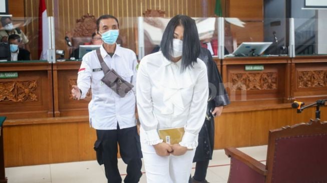 Putri Candrawathi Suka Kirim Link ini, Saat Whatsapp ke Adik Brigadir J