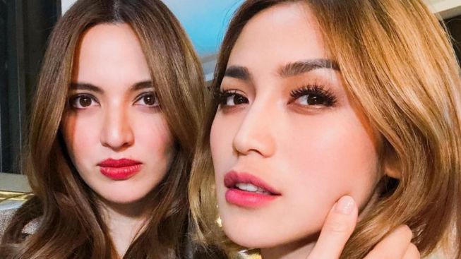 Disebut Tidak Membantu Jessica Iskandar, Nia Ramadhani Curhat Perjuangan Pernikahan: Tidak Mudah!