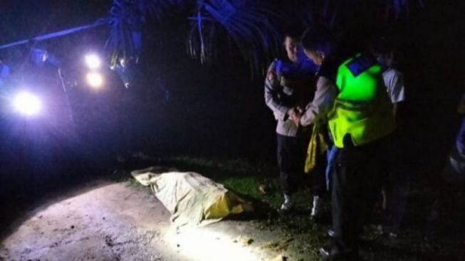 Dua Orang Tewas di Trotoar Batas Kota Bandung, Dugaan di Begal