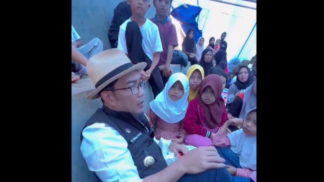 Posting Gempa Cianjur Ridwan Kamil Dapat Ucapan Dari Warga Ganjar, Ini Katanya