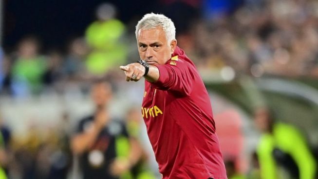 Kabar Angin Sebut Jose Mourinho Mau Jadi Pelatih Timnas Portugal, AS Roma Bicara Begini