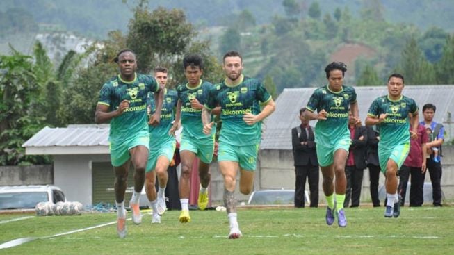 Kabar Baik, Marc Klok dan Febri Hariyadi Sudah Ikut Latihan Bareng Persib Bandung