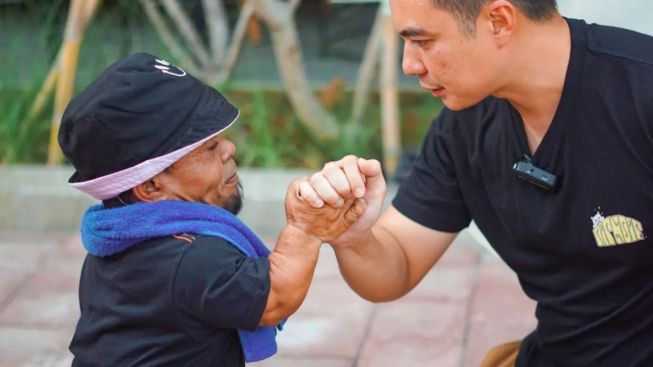 Ucok Baba Jualan Lato-Lato, Baim Wong: Jangan Malu Ya Om