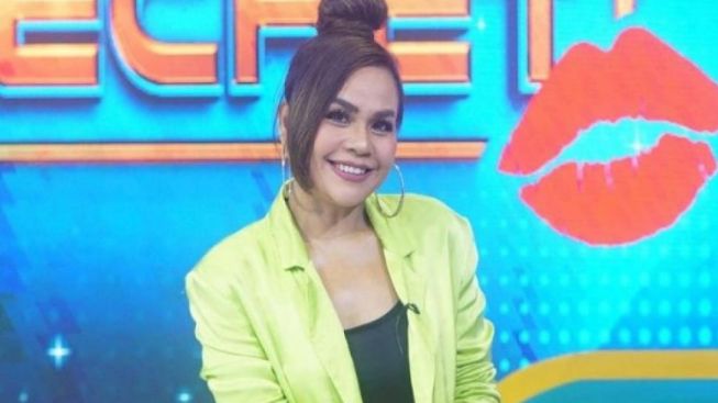 Melaney Ricardo Bertekad untuk Membantu Masyarakat Lebih Memahami Rahim dan PCOS