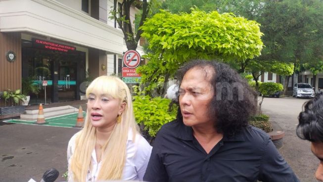 Lia Ladysta eks Member Trio Macan Mantap Gugat Cerai Suami, Rela Banting Stir Jualan Kripik Demi Hidup