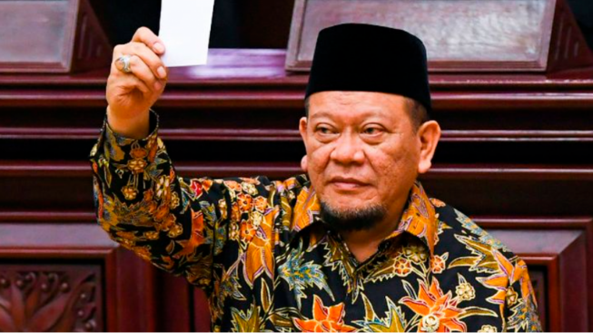 La Nyalla Mattalitti Janjikan Uang Untuk Asprov dan Klub Jika Dirinya Terpilih Jadi Ketum PSSI, Janji Politik ?