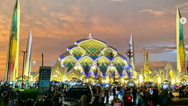 Masjid Al Jabbar Bandung Ditutup Sementara, Apa Alasannya?