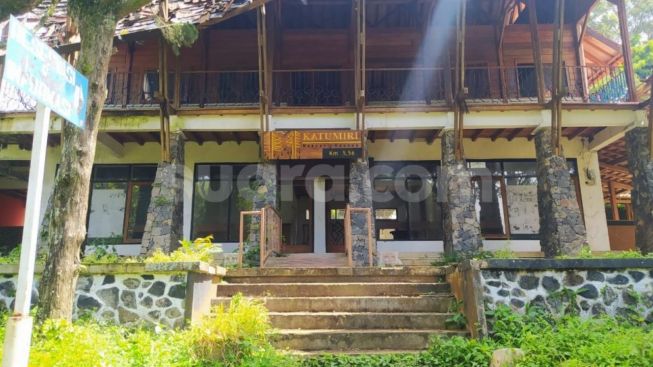 Suara Misterius dan Objek yang Bergerak Sendiri di Villa Horor Cisarua