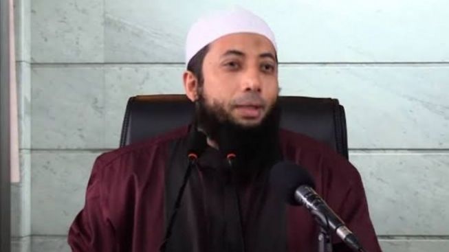 Pria Ini Lantang Tolak Ceramah Ustadz Khalid Basalamah di Masjid Al Jabbar, Kecewa ke Ridwan Kamil: Silaing Lain Urang Jabar!