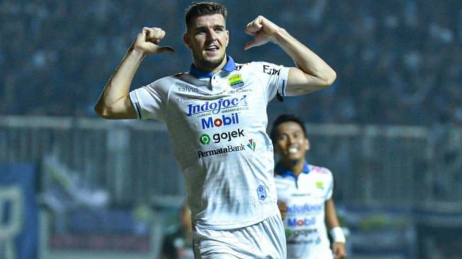 Rumor Transfer! Bek Andalan Persib Bandung Nick Kuipers Kabarnya Diincar Dua Klub Liga 1, Mungkinkah Terjadi?